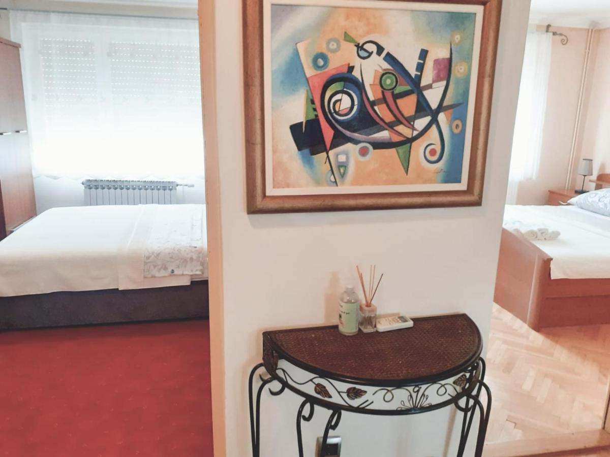Spacious 80M2 Apartment In The Center Ljubuški Exteriör bild